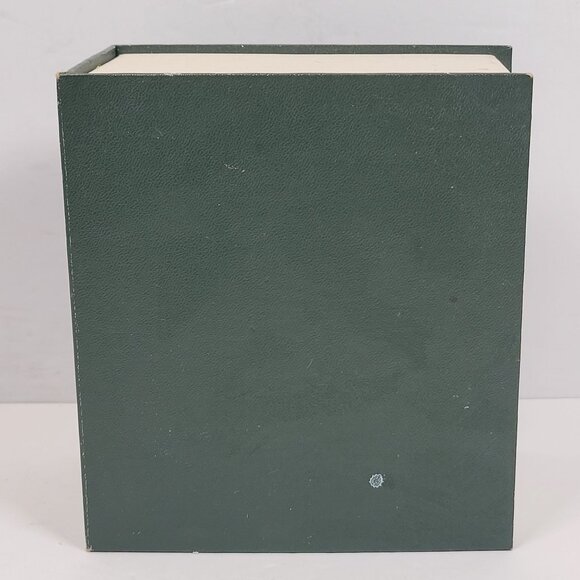 Department 56  Winter Tales Of The Snowbabies "Stringing Fallen Stars" - Picture 2 of 10